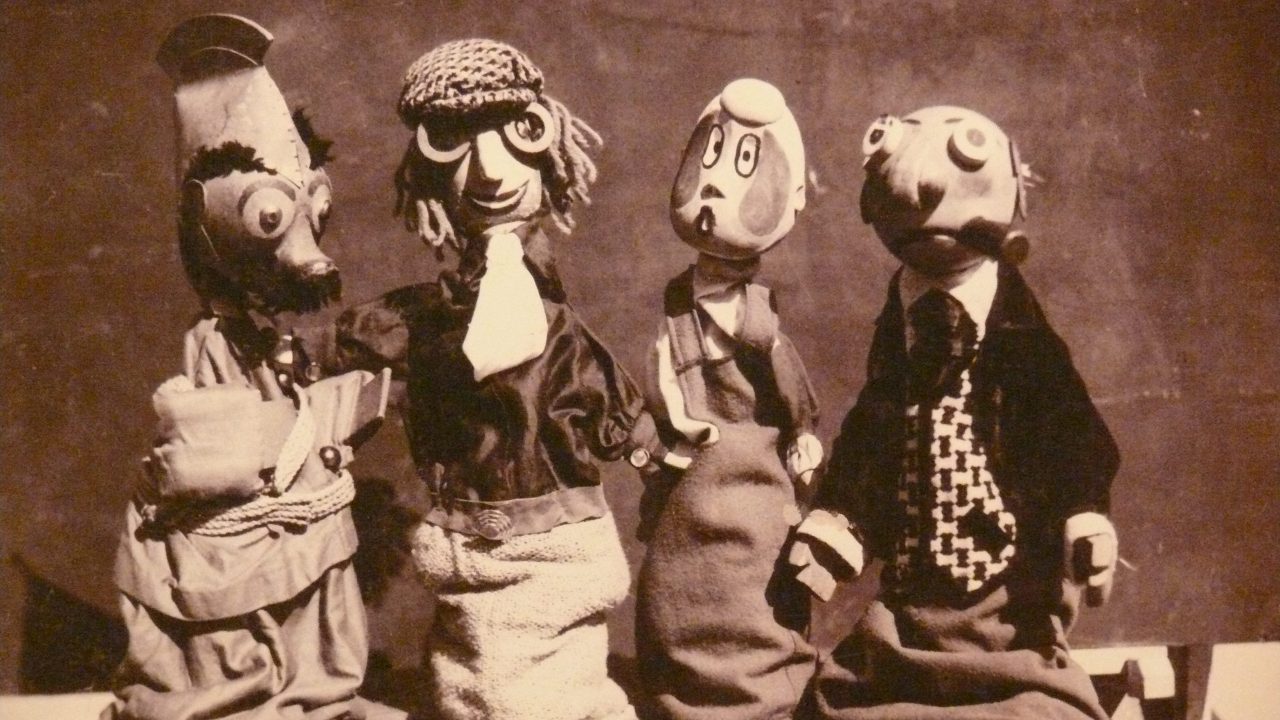 Blattner, a zsinóros, billentyűs marionettfigurák megteremtője