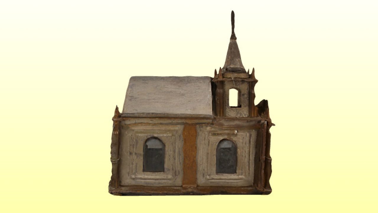 Honvágyból épített kápolna