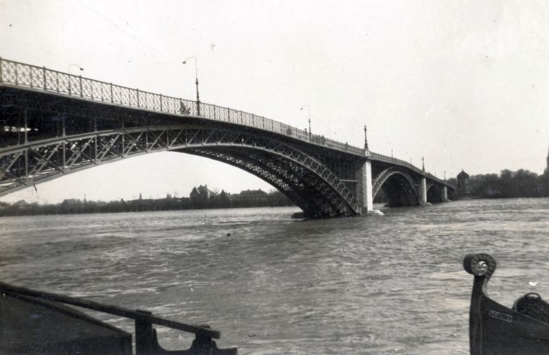 Tisza-part, közúti híddal - Fortepan, CC BY-SA