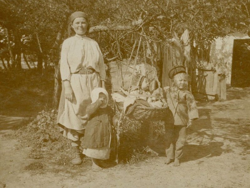 Család az I. világháború idején, Kiskunhalas - Thorma János Múzeum, CC BY-NC-ND
